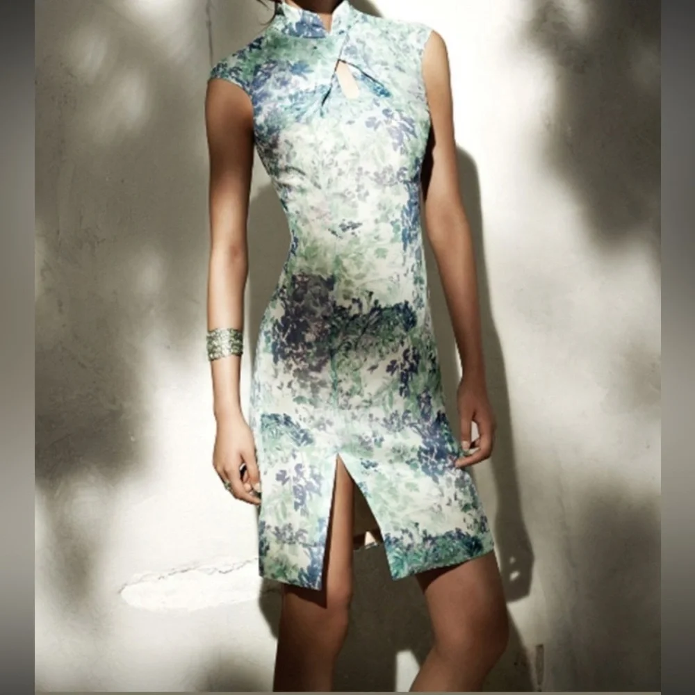 SHANGHAI TANG Green/Purple Floral 100% Silk Crepe Mini Sheath Dress SZ 8 - Picture 1 of 13